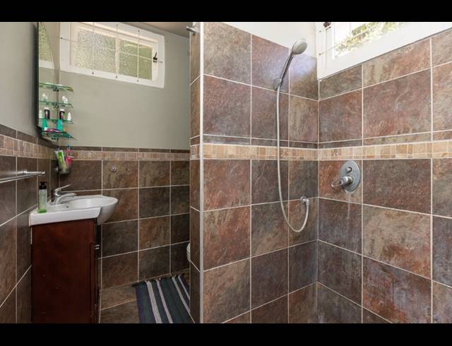 3 BEDROOM HOUSE FOR SALE IN GLENWOOD
